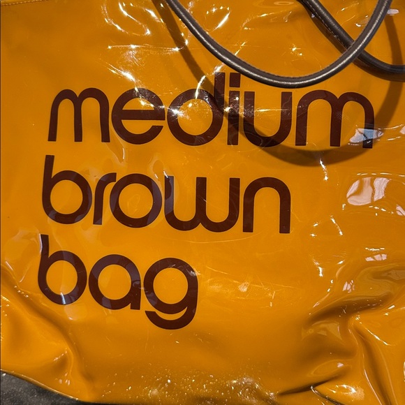 The Medium Brown Bag Bloomingdale’s Zip Closure - Picture 7 of 7